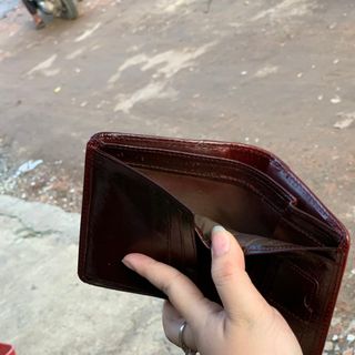 Ví da bò kiểu lá
