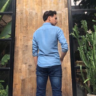 Sơ mi cổ đức không túi