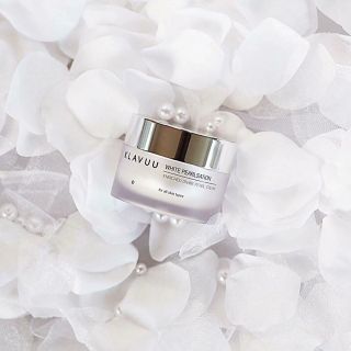 Kem dưỡng Klavuu White PearlSation Enriched Divine Pearl Cream 50ml
