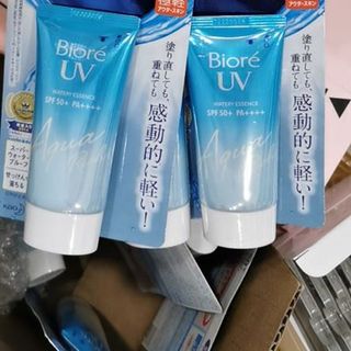 Kem chống nắng Biore Aqua Rich Watery Essence SPF50+/PA++++ bán chạy nhất Nhật Bản giá sỉ
