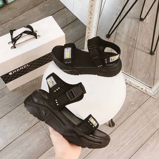 Giay sandal quai dán