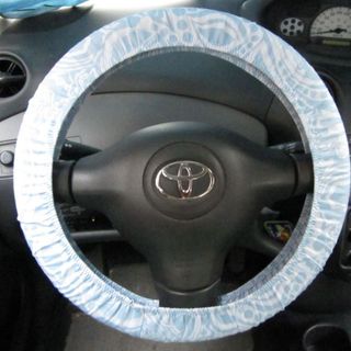 trùm vô lăng ô tô bằng vải