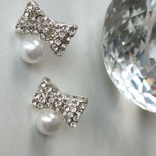 khuyên tai ngọc nơ ngọc trai nhân tạo