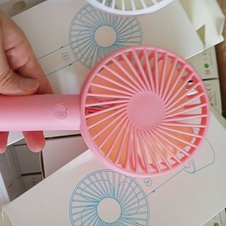 Quạt cầm tay mini