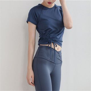 Áo tập dài rút dây 1 bên vn