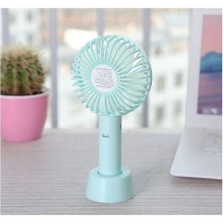 Quạt cầm tay 4 cánh pin sạc có đế để bàn 005