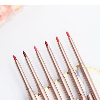 Chì kẻ viền môi lip