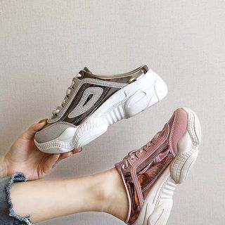 Dép sục bata ca tình