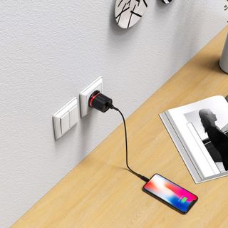 Bộ Cóc Cáp Sạc BA7B Borofone - 2 Cổng USB - Cổng Lightning chuẩn UK