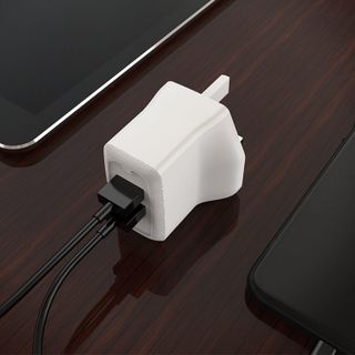 Cóc Sạc BA3B Borofone - 2 Cổng USB - chuẩn Ezplug UK