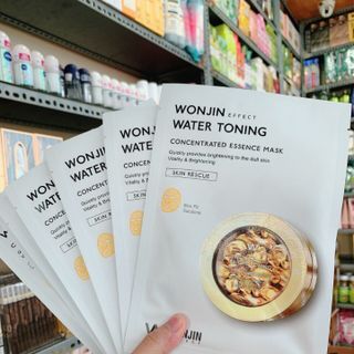 Mặt nạ tặng sữa rửa mặt