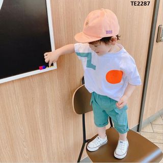 Bộ áo thun quần ngố túi hộp phong cách Hàn Quốc