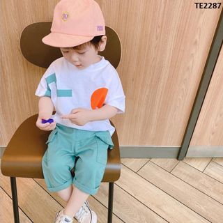 Bộ áo thun quần ngố túi hộp phong cách Hàn Quốc
