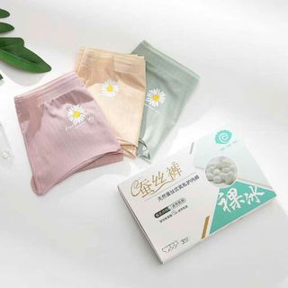 Quần su đúc Hoa cúc cao cấp