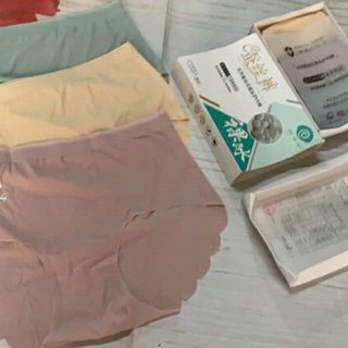 Quần su đúc Hoa cúc cao cấp
