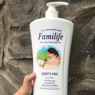 Sữa tắm Dê Familife