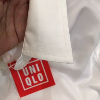 ÁO SƠ MI U.N.I.Q.L.O DÀI TAY
