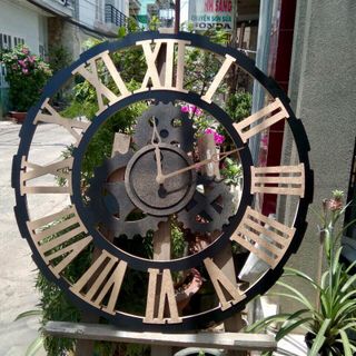 Đồng Hồ Gỗ Treo Tường Phong Cách Châu Âu Cổ Điển Sang Trọng