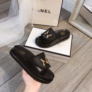 Dép nữ deans