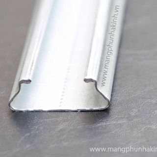 Thanh nẹp C, thanh nẹp zíc zắc, bán nẹp nhà lưới, báo giá nẹp nhà lưới, máng nẹp zigzag, nẹp cài