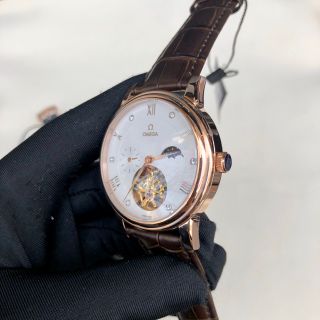 Đồng hồ Omega Sun&Moon vỏ vàng cao cấp