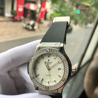 Đồng hồ nữ Hublot vỏ trắng mặt trắng cao cấp