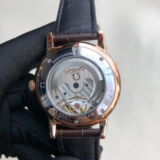 Đồng hồ Omega OP lộ cơ vỏ vàng cao cấp