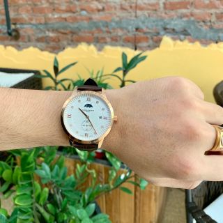 Đồng hồ nam Vancheron vỏ vàng mặt trắng