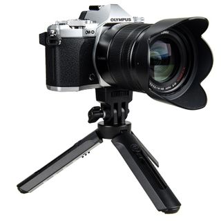 Giá đỡ điện thoại 3 chân tripod xoay 360 độ MT01