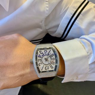 Đồng hồ Franck Muller Vanguard kim cương trắng