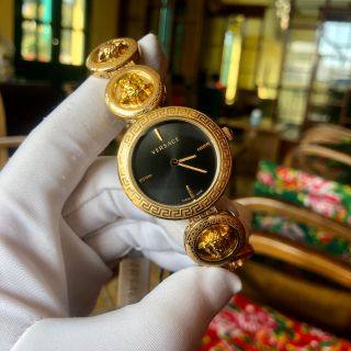 Đồng hồ Versaces vỏ vàng mặt đen cao cấp giá sỉ
