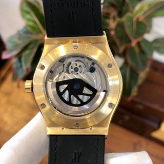 Đồng hồ nam HB vỏ vàng máy Nhật Full đá kim cương