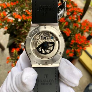Đồng hồ nam HB vỏ trắng Skeleton
