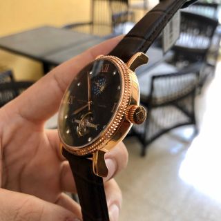 Đồng hồ nam Patek Philipe vỏ vàng mặt đen
