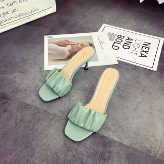 Dép gót nhọn da