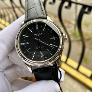 Đồng hồ Rolexx vỏ trắng mặt đen chải tia