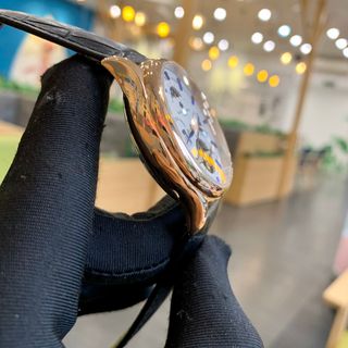 Đồng hồ Patek Philipe vỏ vàng mặt trắng cao cấp