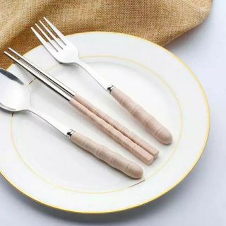 hộp muỗng nĩa đũa