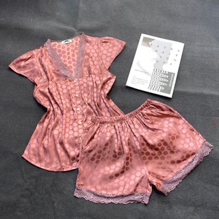 Đồ Bộ Ngủ Nữ Pijama Mặc Nhà Lụa Gấm Đùi Xinh Xịn Sò