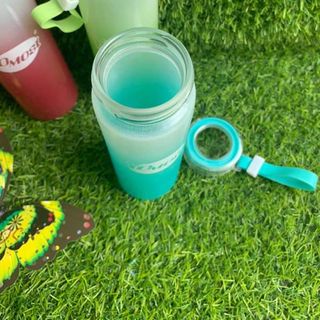 BÌNH NƯỚC THUỶ TINH YOMOST
