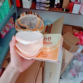 Phấn Nền BB Light Skin 2 Tầng Có bông phấn