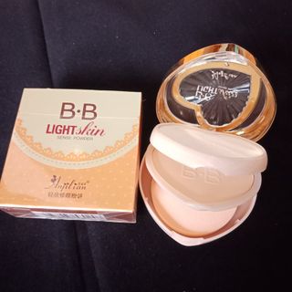 Phấn Nền BB Light Skin 2 Tầng Có bông phấn