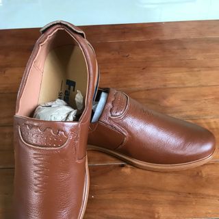 giày nam , xưởng làng nghề