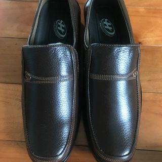 giày da chất lương cao. bào hành 12 tháng