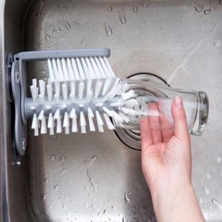 Dụng cụ rửa ly