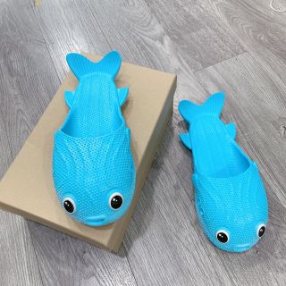 Dép con cá siêu cute