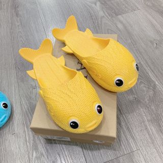 Dép con cá siêu cute
