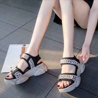 Giay sandal cao 4p da beo