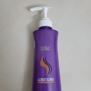 Gầu gội và xả Maxtop, 100% tự nhiên.