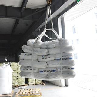 Bạt cẩu Sling Jumbo Bag giúp việc vận chuyển xi măng , gạo thuận tiện hơn